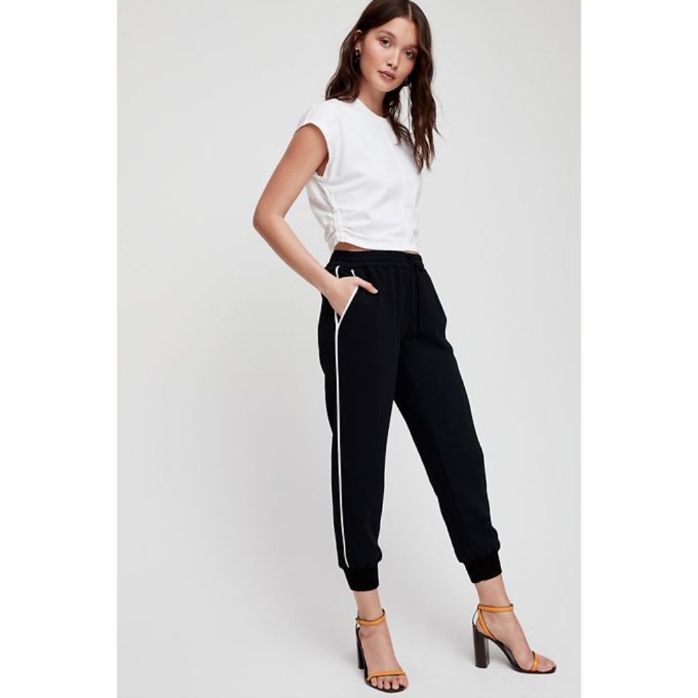 Wilfred Aritzia Buffon Black Red Stripe Crepe Jogger Pants Silk Trim Size XS - Picture 2 of 7